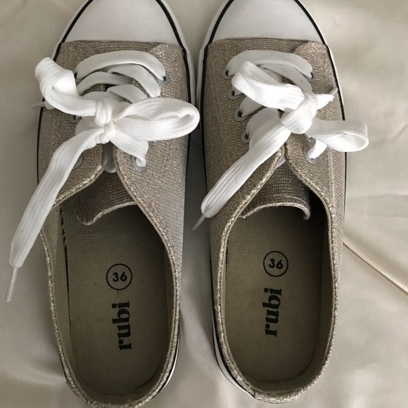 Sparkly Gold No Heel Sneaker - Picture 4 of 5